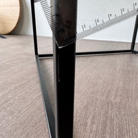 SAMPLE | Bijzettafel | Zwart/Wit