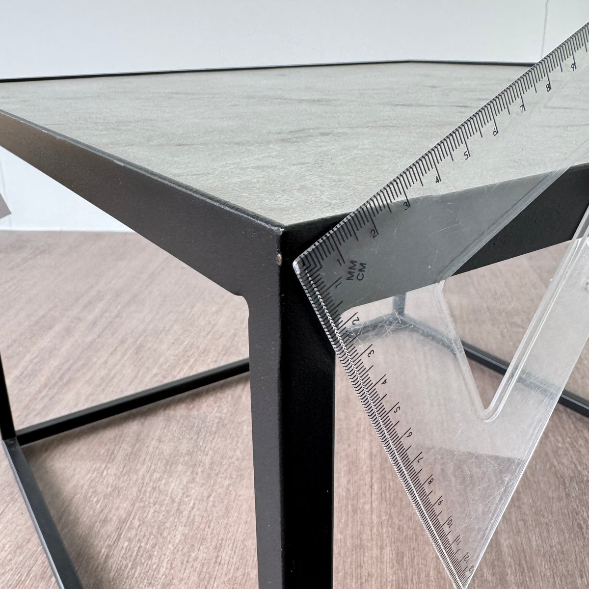 SAMPLE | Bijzettafel | Zwart/Wit