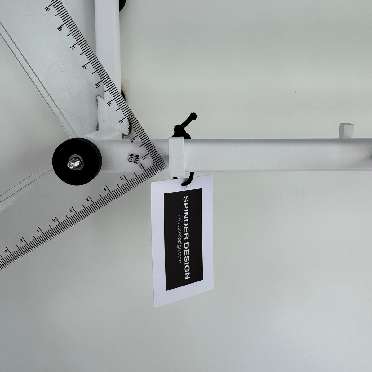 SAMPLE | Wandkapstok | Wit