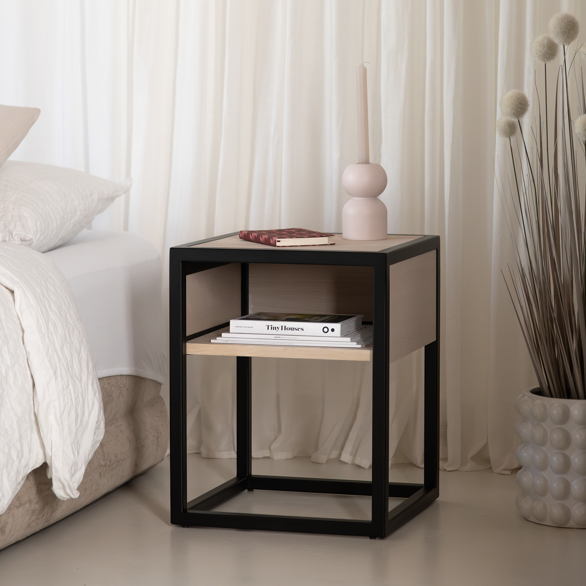 DIVA ONE-NIGHTSTAND Night stand - White Sand / Black_1