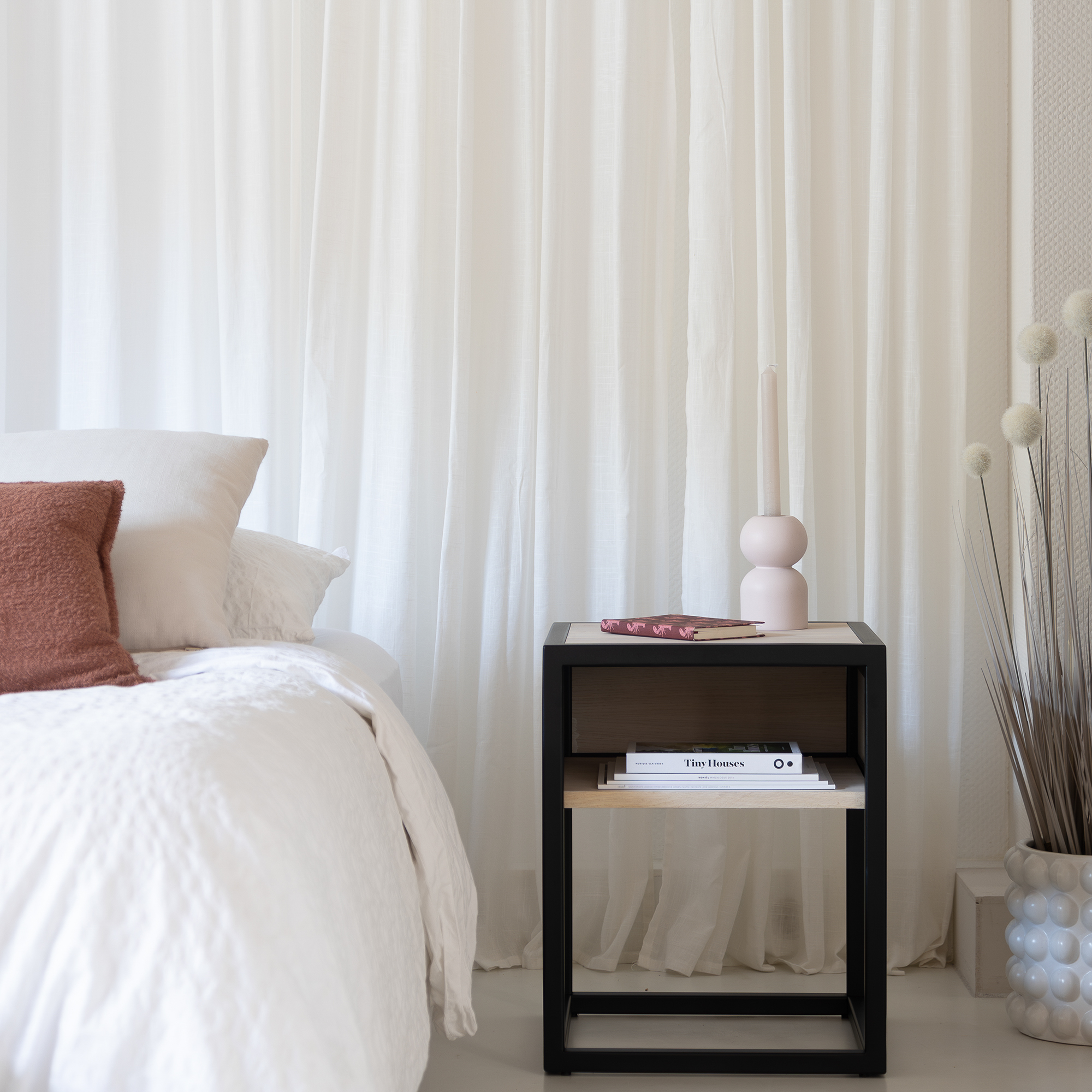 DIVA ONE-NIGHTSTAND Night stand - White Sand / Black_7
