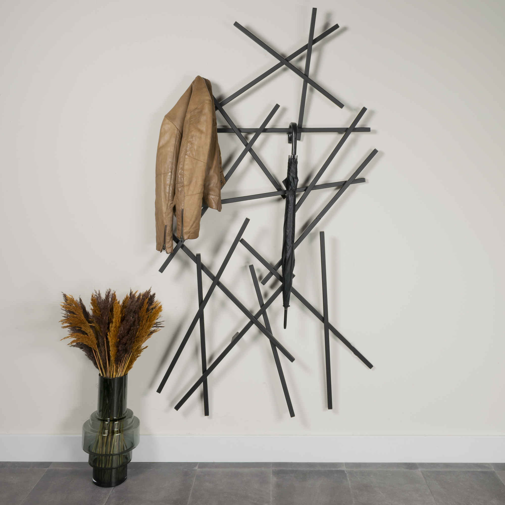 MATCHES LARGE Wall mounted coat rack - Black_5