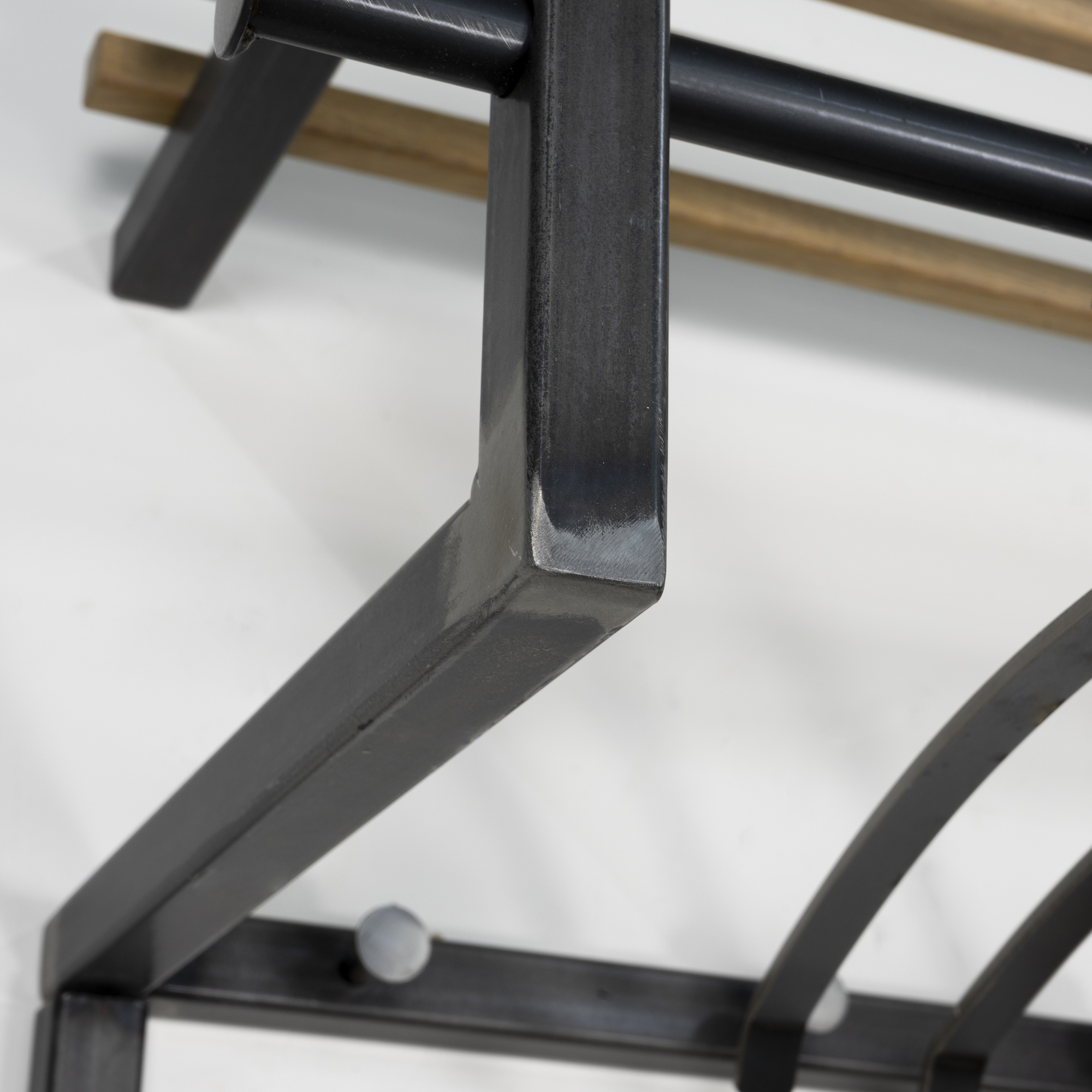 RIZZOLI Coat rack - Blacksmith / Oak_4