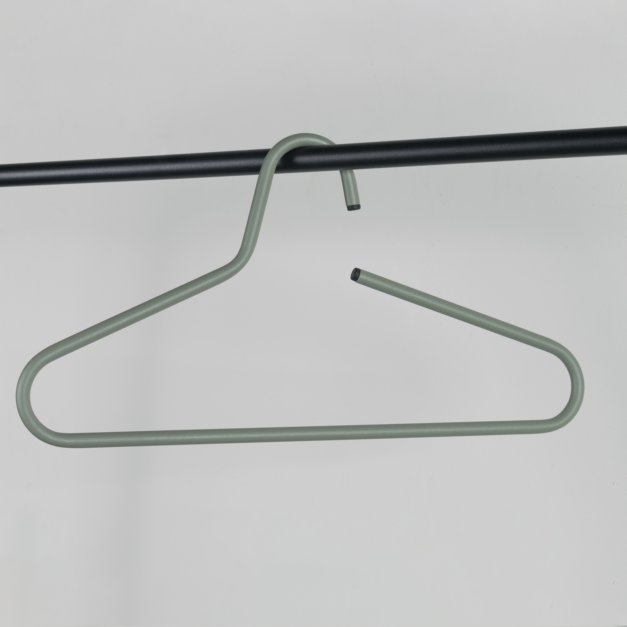 VICTORIE Coat hangers (set of 5 pieces) - Dusty Green_1