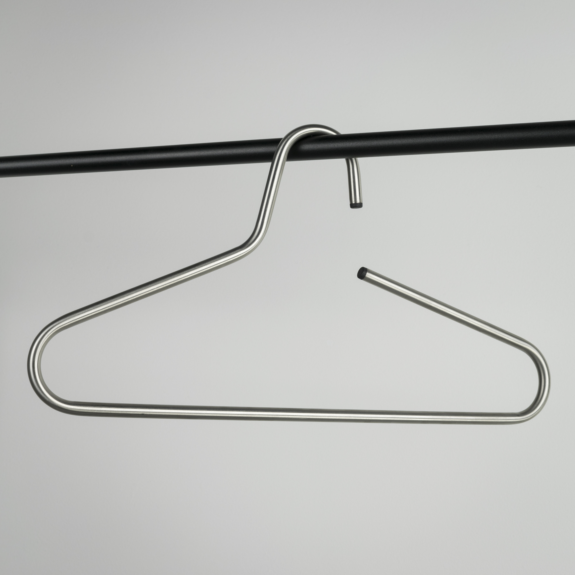 VICTORIE Coat hangers (set of 5 pieces) - Edelstahl_1