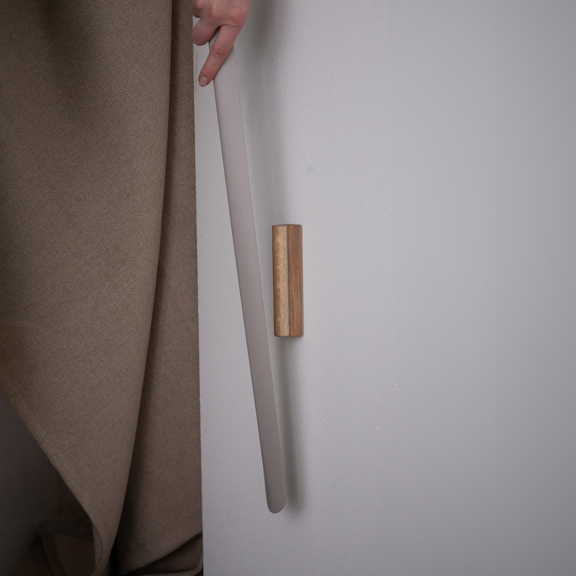 Spinder x BUDDE - DON Shoe horn - Silky Taupe_4