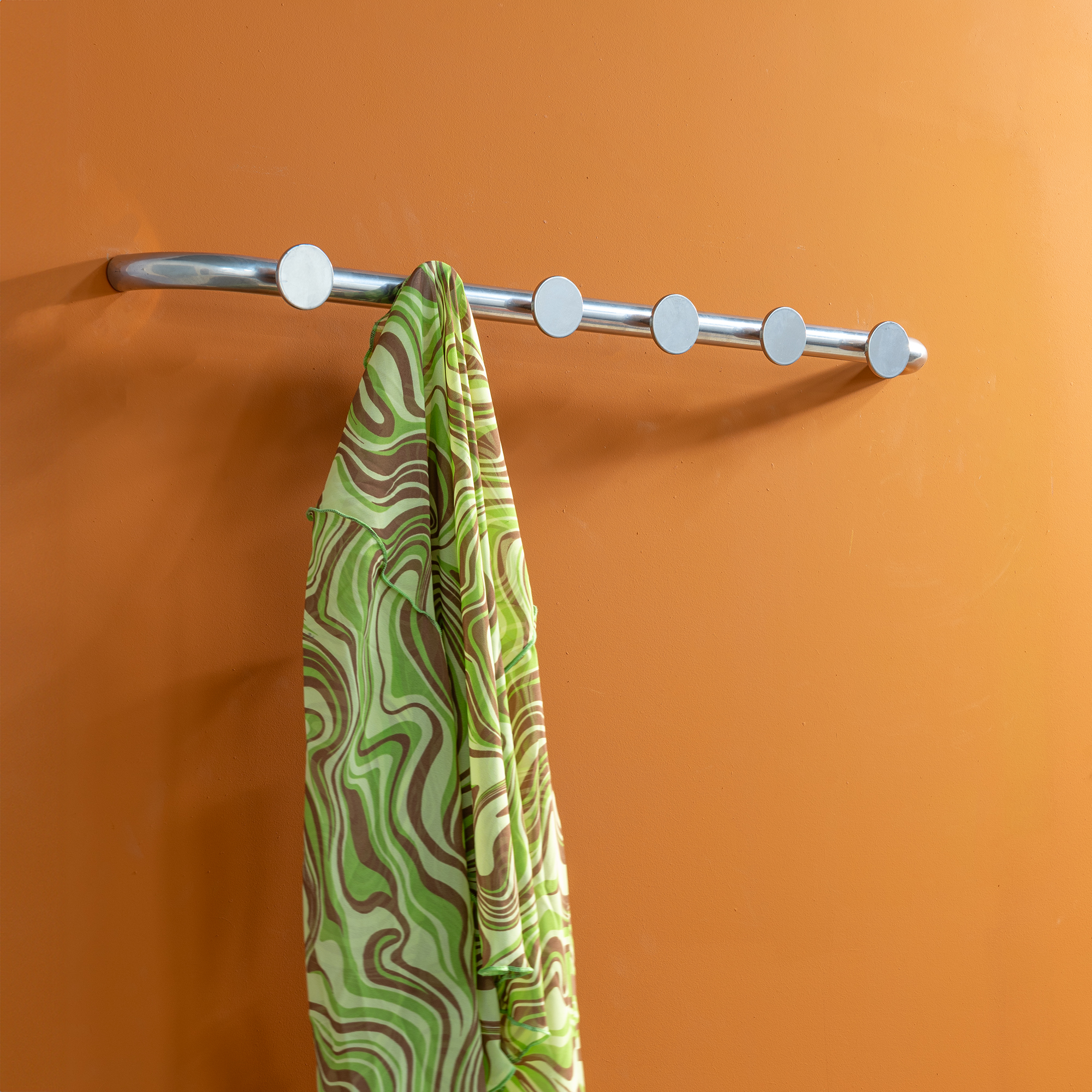 RETRO 6 Coat rack - Groovy Chrome_1