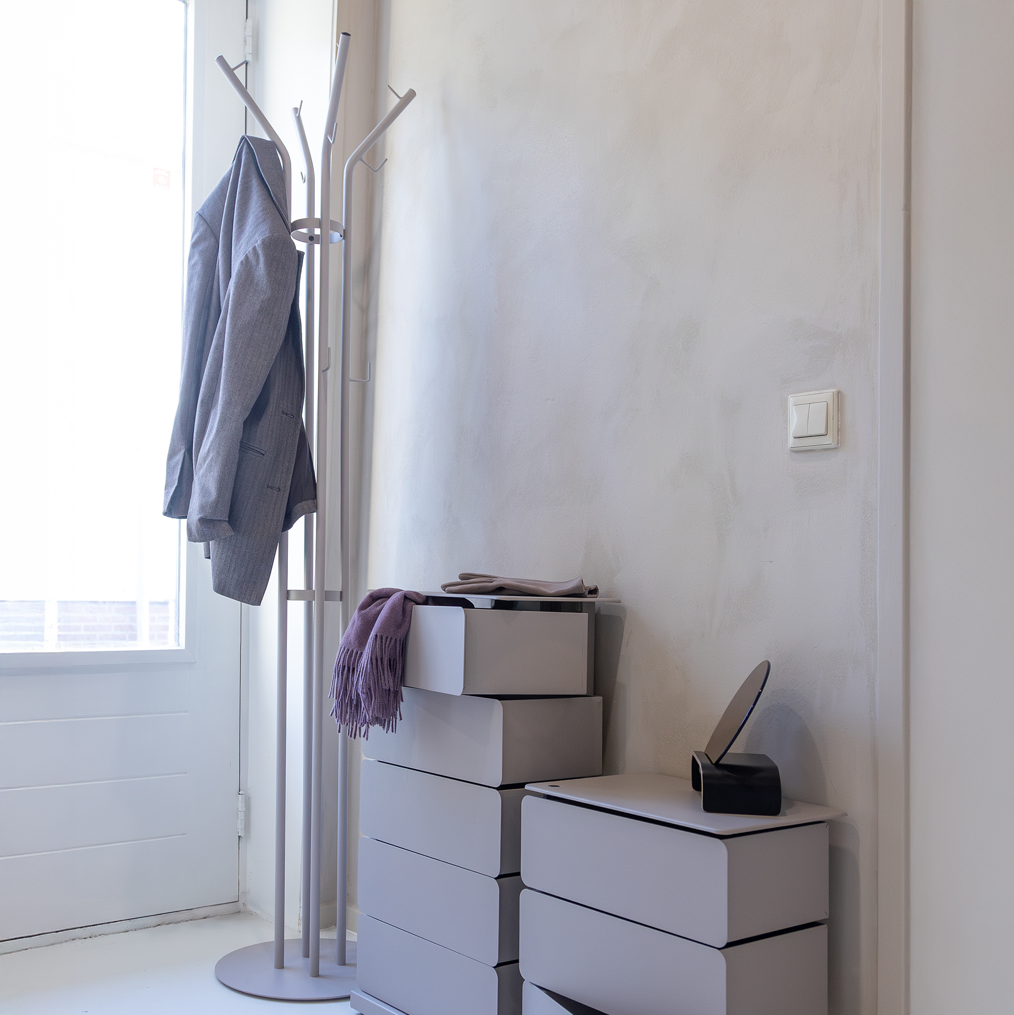 CHARLY freestanding coat rack - Silky Taupe_9