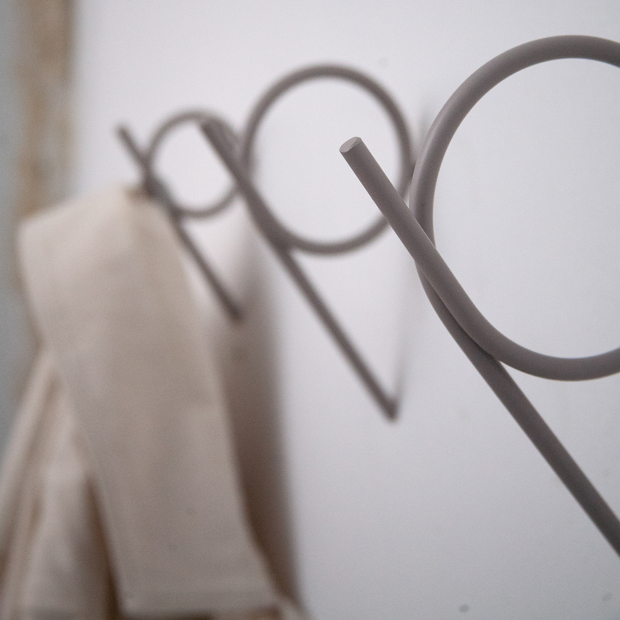 Spinder x BUDDE - TUBA Kapstok M - Silky Taupe_5